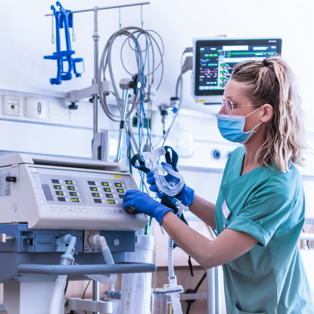 how-paramedical-training-secures-healthcare-job