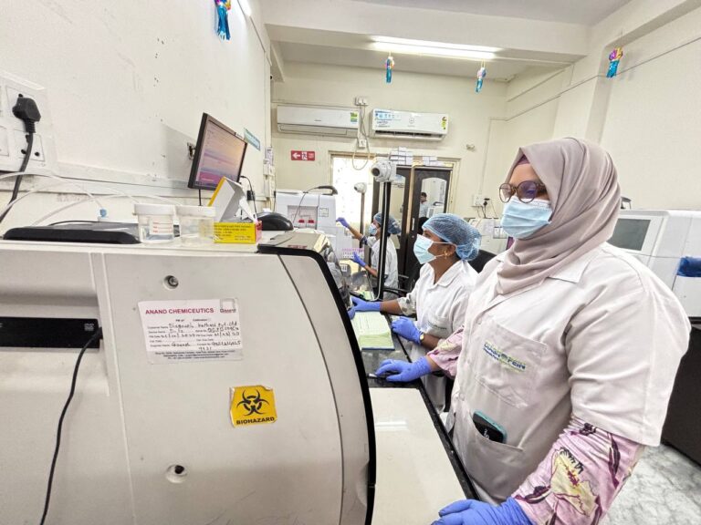 top-healthcare-trends-paramedical-students-2025