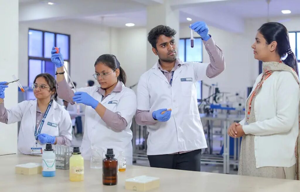Paramedical Institute Modern equipment