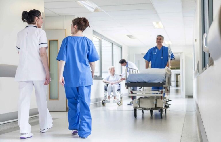 Top Job Options After Paramedical Course in Maharashtra