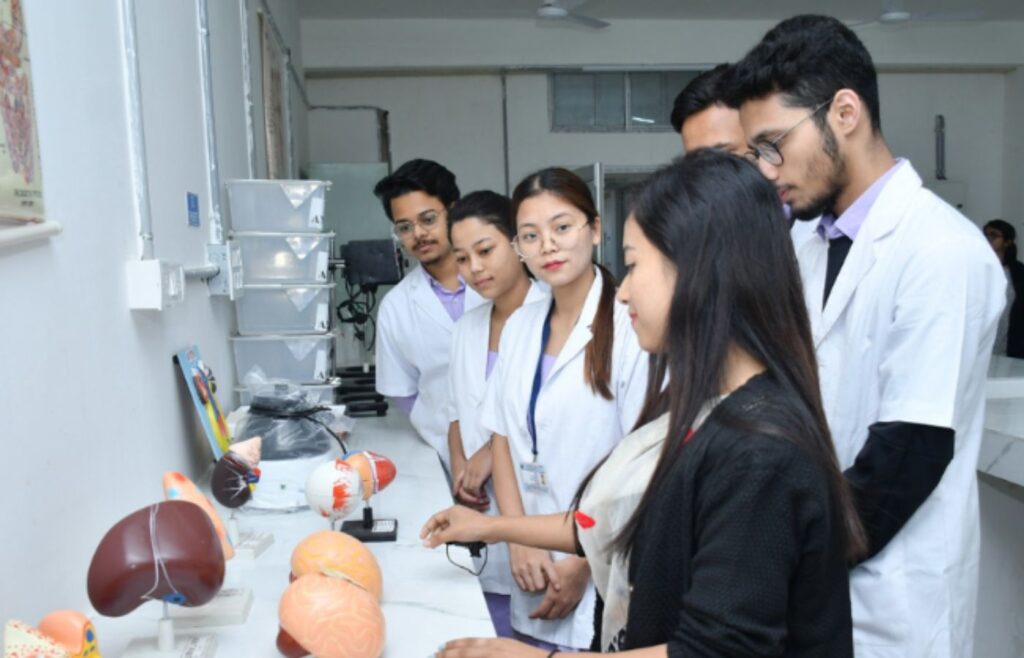 Women in Paramedical Careers